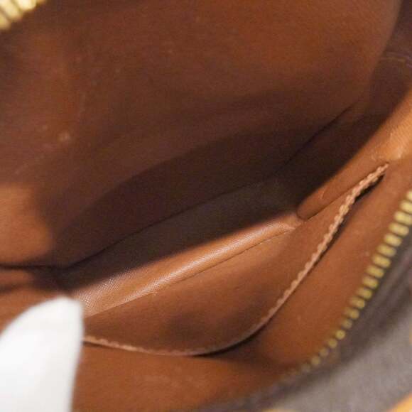 LOUIS VUITTON Brown Monogram Shoulder Bag - Picture 4 of 15